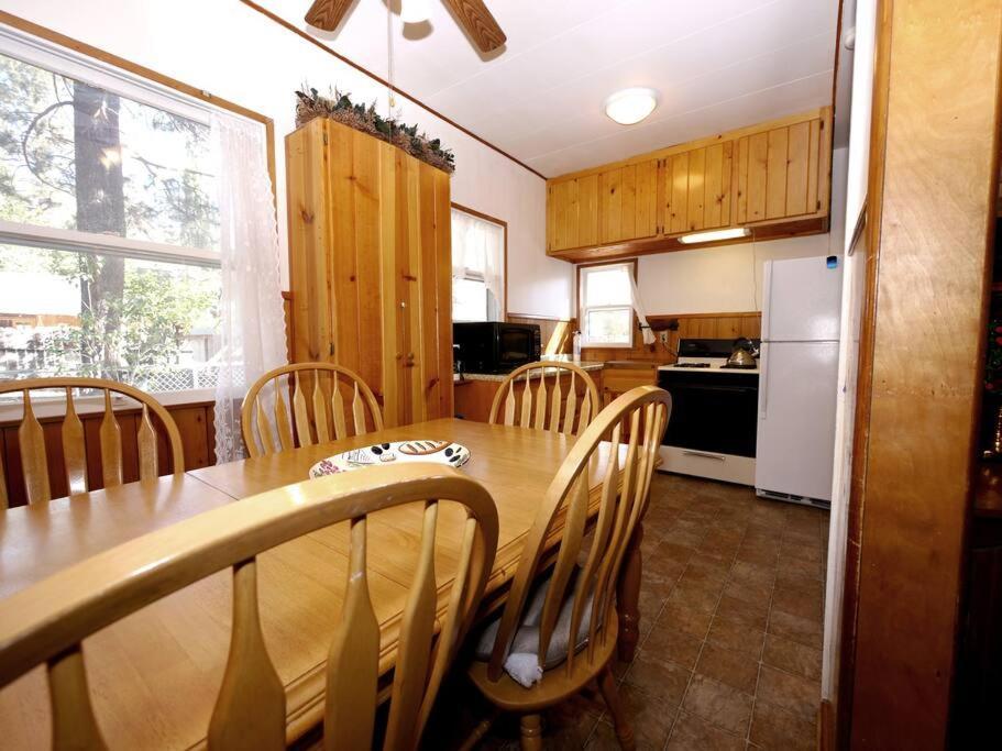 Green Cabin In Big Bear Lake 3 Bdr Pets Friendly Big Bear City Luaran gambar